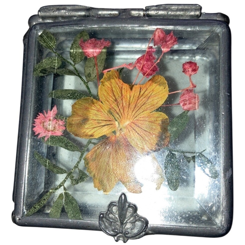 Vintage Square Jewelry/trinket Box Beveled Glass with Pressed Flowers